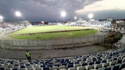 عکس استادیوم سیروس قایقران