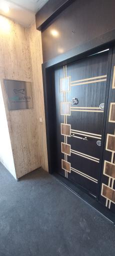 عکس کارگزاری بورس مفید