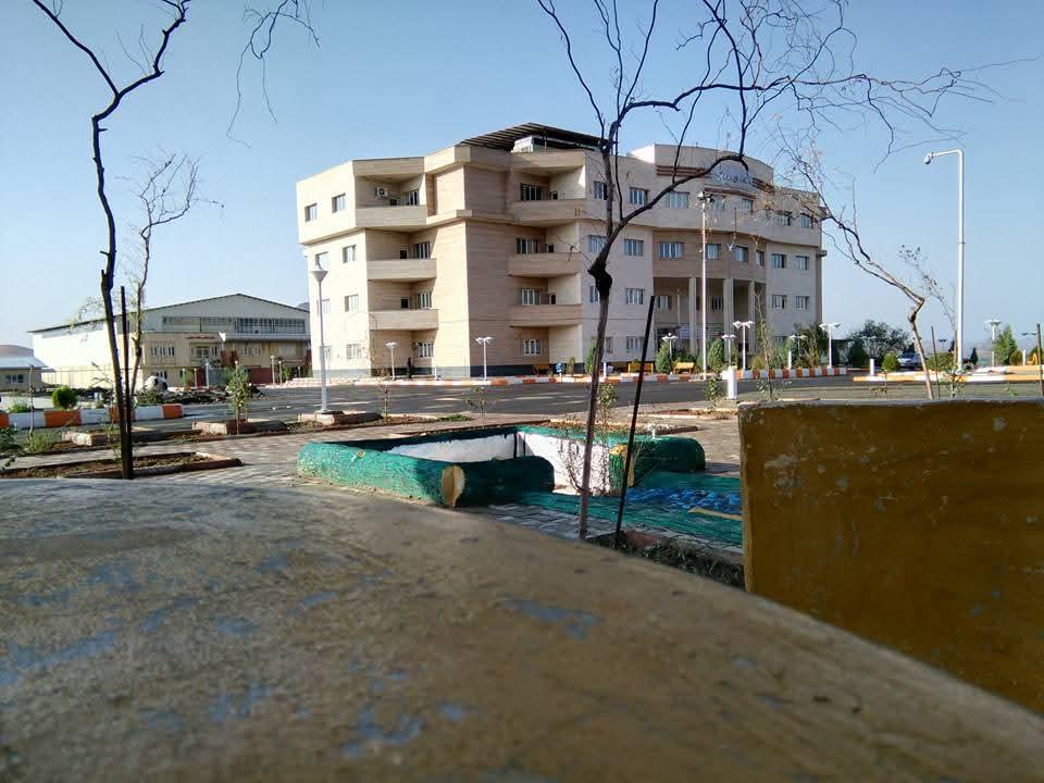 عکس دانشگاه آزاد بوکان