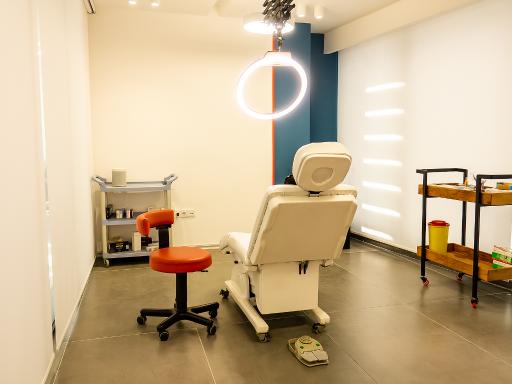 عکس کلینیک زیبایی دکتر علیرضا قاسمی