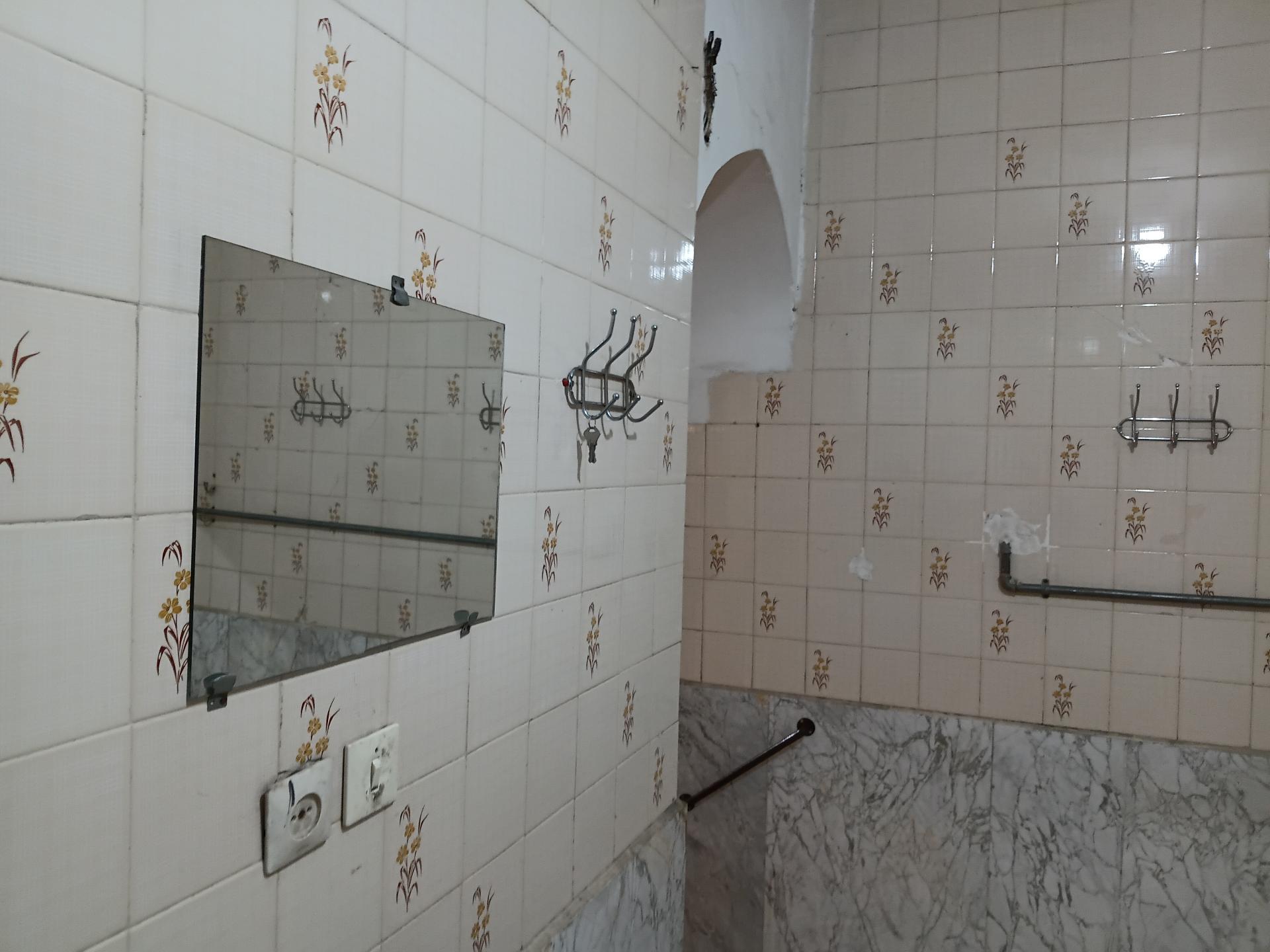 عکس سرویس بهداشتی مسجد