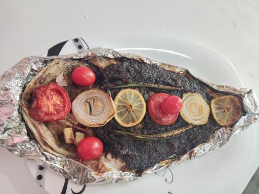 عکس رستوران و بیرون بر دیگ 