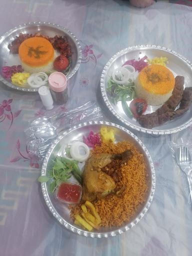 عکس رستوران و بیرون بر دیگ 