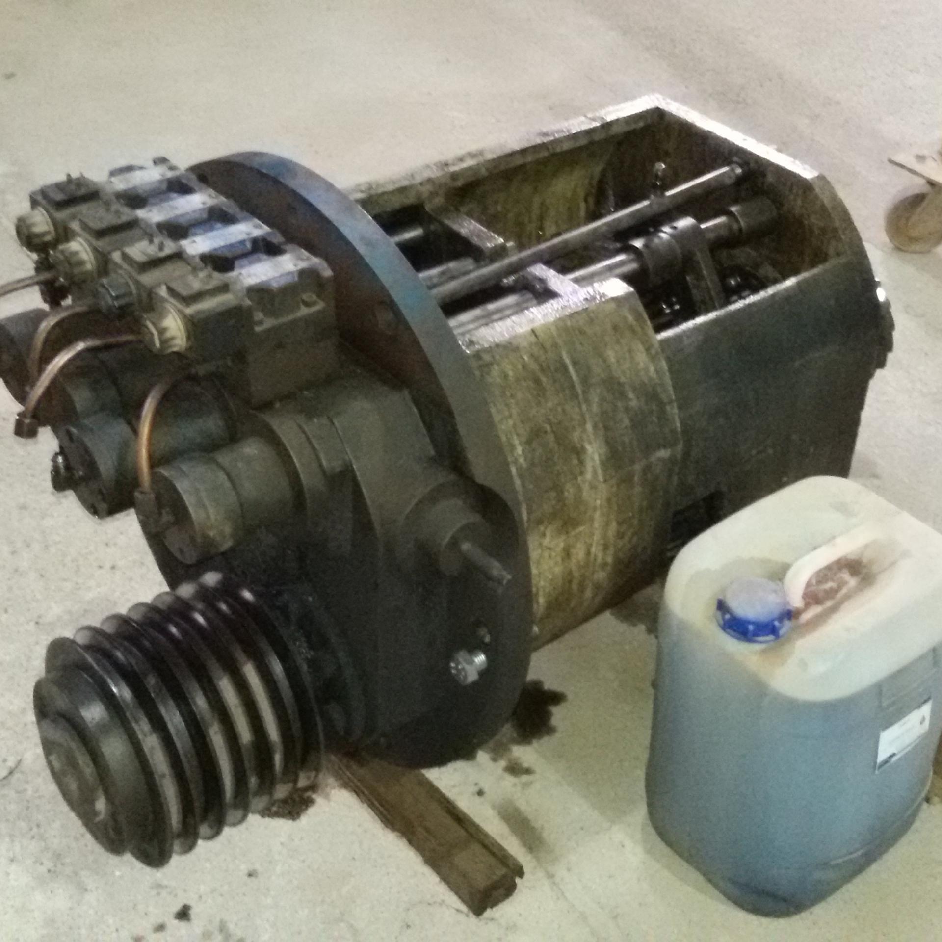 عکس خدمات مکانیک زنده رود