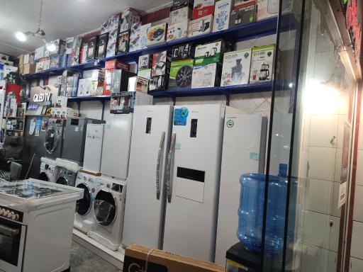 فروشگاه لوازم خانگی طاها