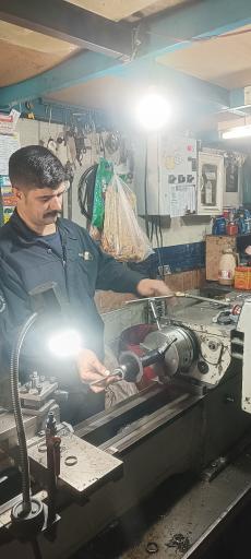 تعمیرات تخصصی کمک فنر برادران عزالدین