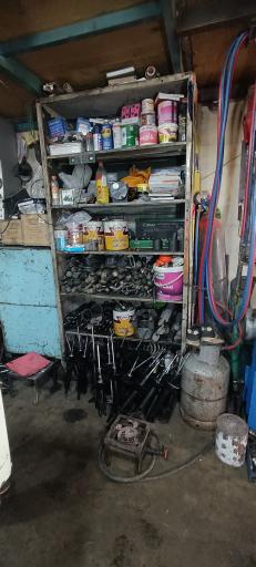 عکس تعمیرات تخصصی کمک فنر برادران عزالدین