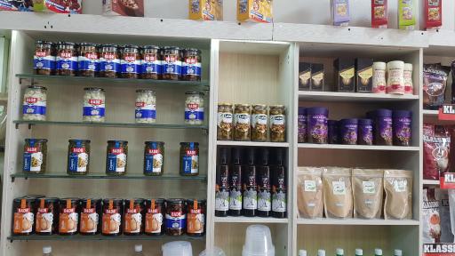 عکس سمنو سنتی و ترشیجات عمه لیلا