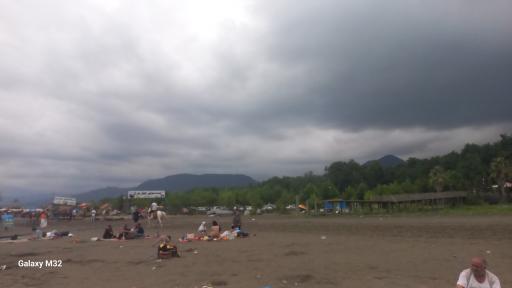 عکس ساحل سنگی رامسر