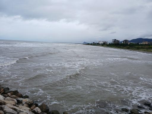 ساحل سنگی رامسر