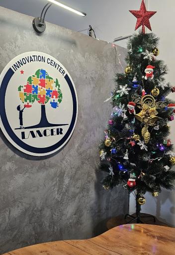 عکس مرکز نوآوری لنسر شریف