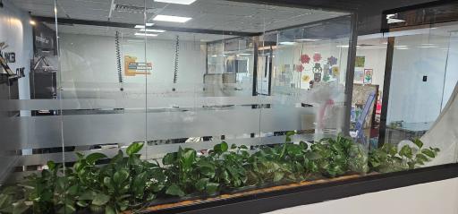 عکس مرکز نوآوری لنسر شریف