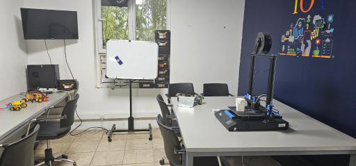 عکس مرکز نوآوری لنسر شریف