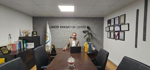 عکس مرکز نوآوری لنسر شریف