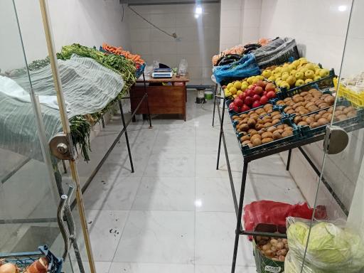 عکس ارزانسرای میوه و سبزی زارع