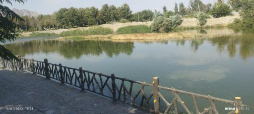 عکس پل زاینده رود ورودی دیزیچه