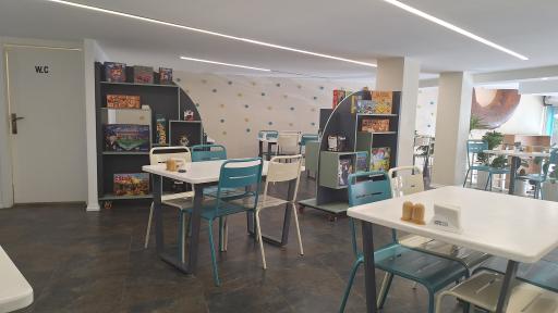 عکس دوناتیم شعبه ولیعصر