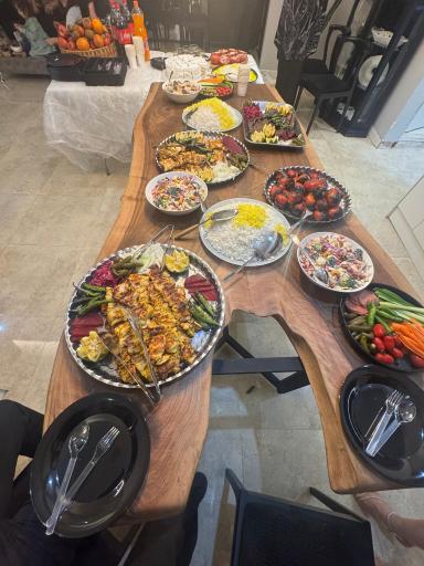 عکس رستوران و صبحانه و دیزی چای و چاشت