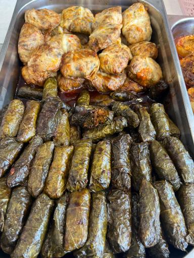 عکس رستوران و صبحانه و دیزی چای و چاشت