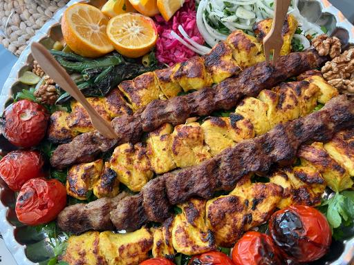 رستوران و صبحانه و دیزی چای و چاشت