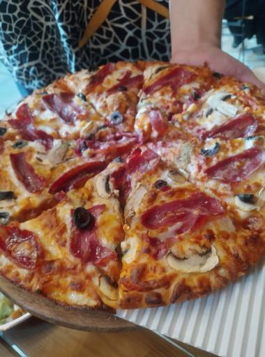 عکس فست فود اِوِلین