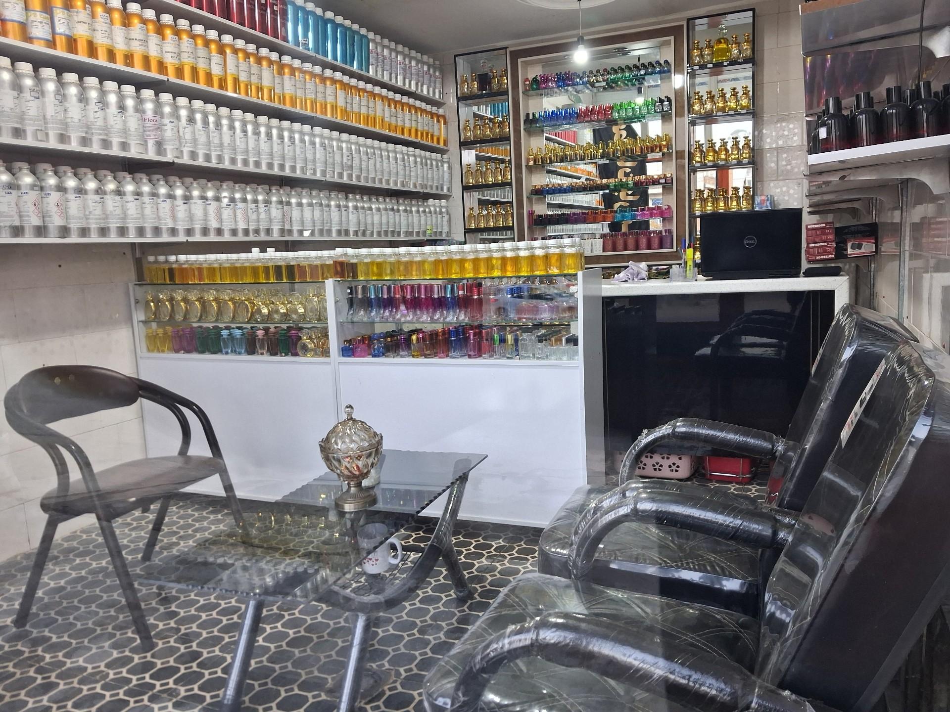 عکس عطریات پارامیس