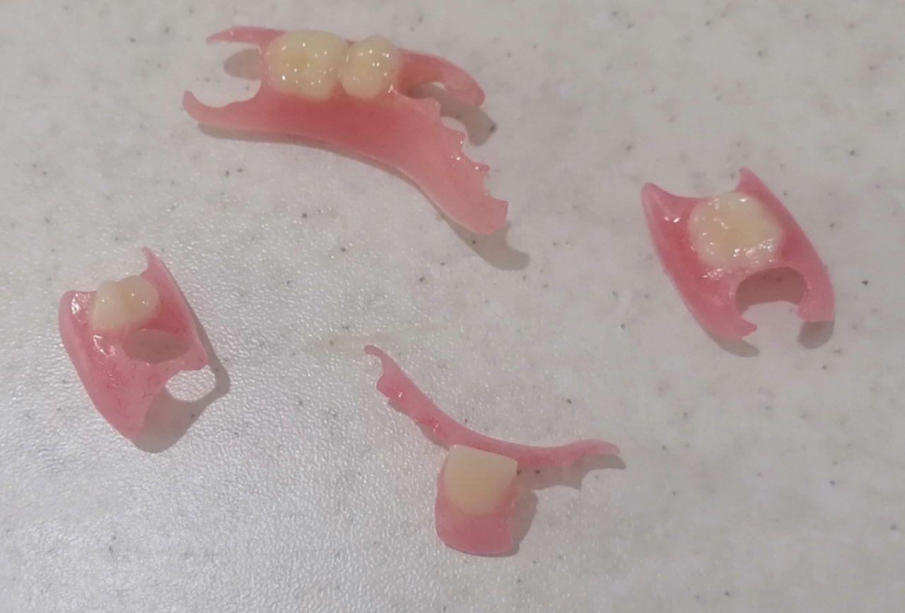 عکس لابراتوار دندانسازی صدرا 