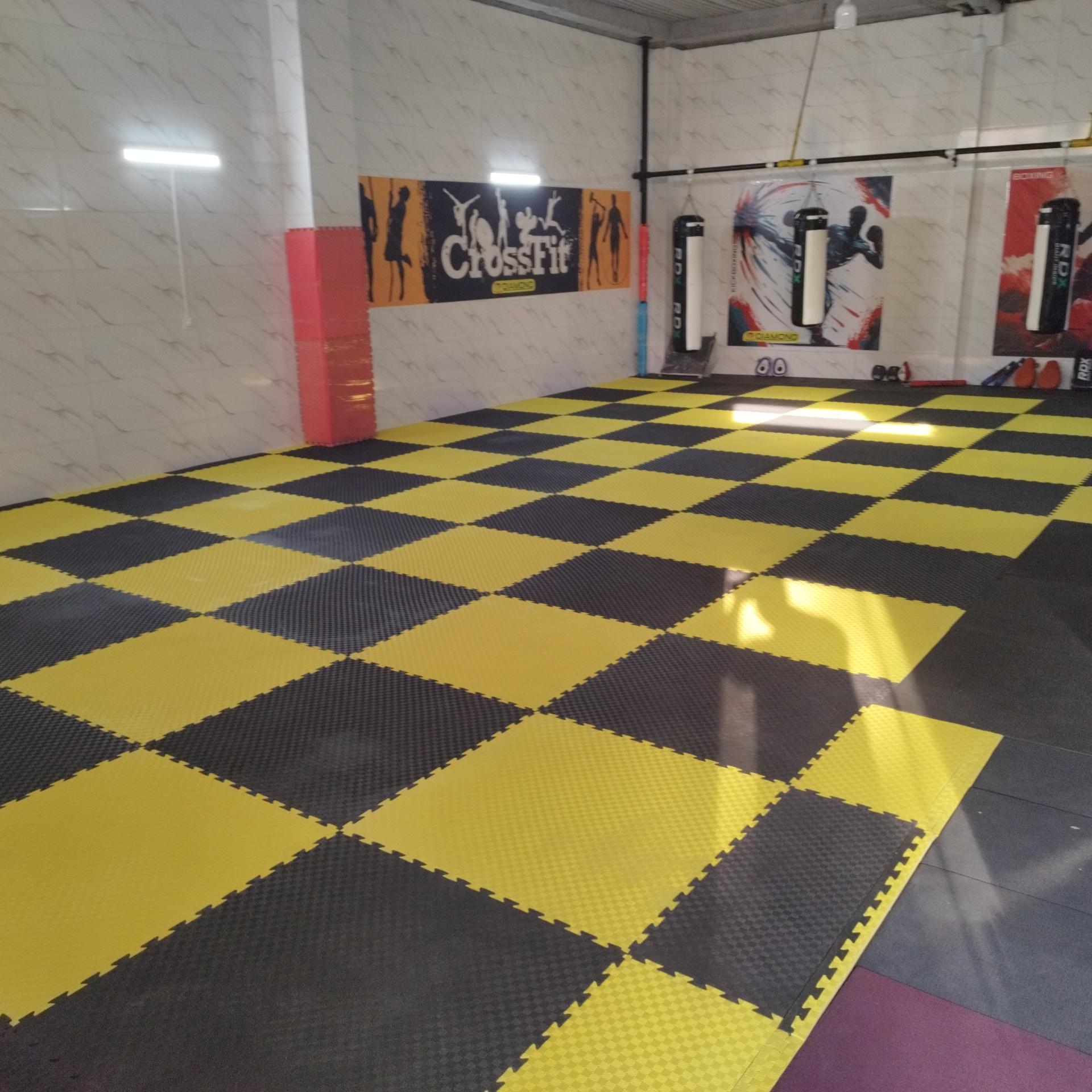 عکس اکادمی ورزشی الماس