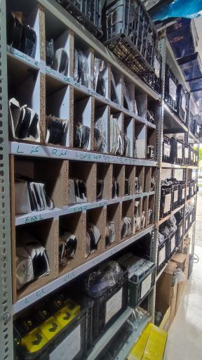 عکس شیشه و آیینه اتومبیل زاگرس 