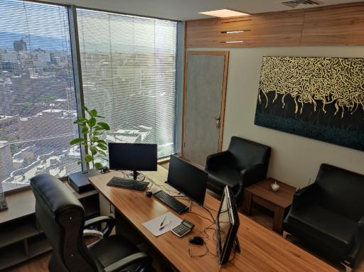 عکس کارگزاری بانک آینده