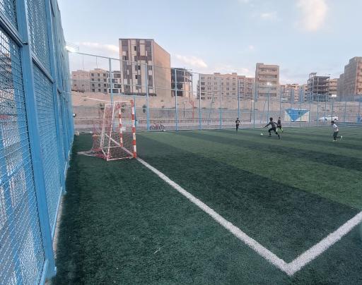 عکس زمین فوتبال چمن مصنوعی خاوران