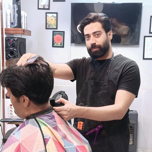 عکس پیرایش صمد خانی