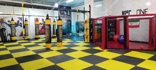 عکس اکادمی ورزشی الماس