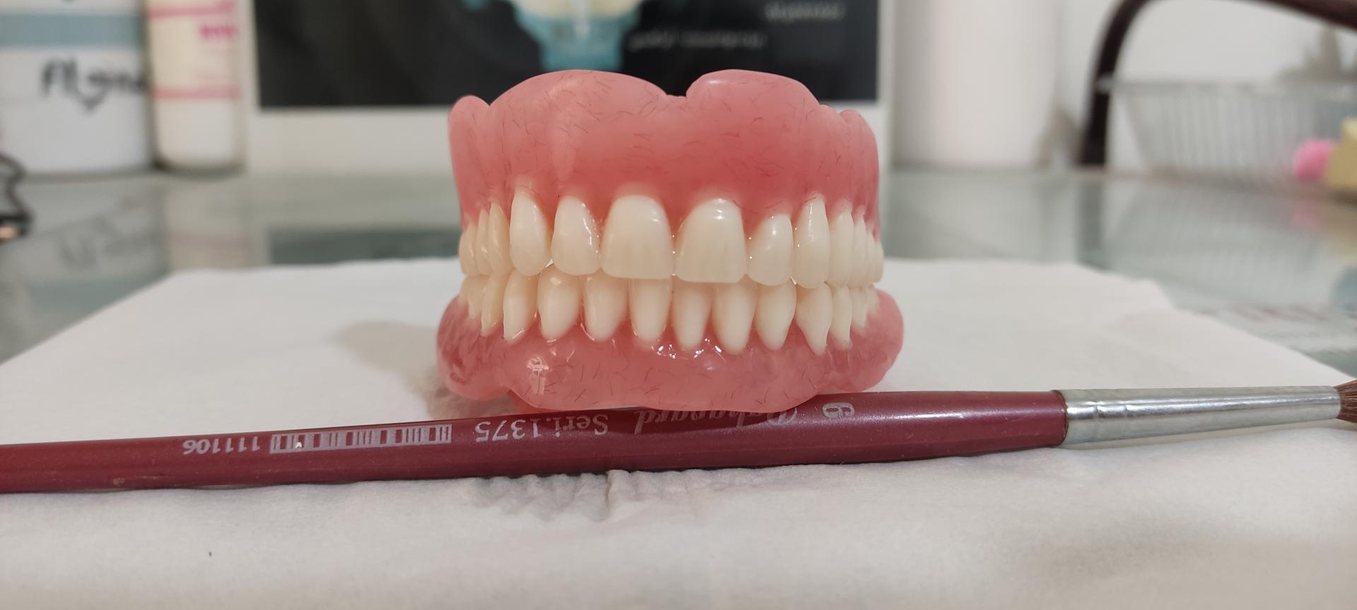 عکس لابراتوار دندانسازی لبخندنو