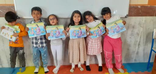 عکس دبستان و پیش دبستانی دخترانه طاها