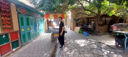 عکس سرای سنتی بابا طاهر