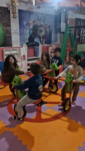 عکس خانه بازی سوری لند