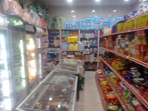 عکس سوپرمارکت بقالی