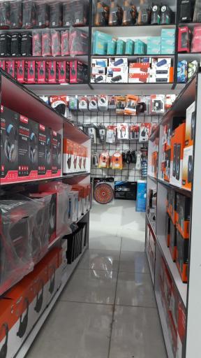 عکس پیشرو رایانه - شامحمدی