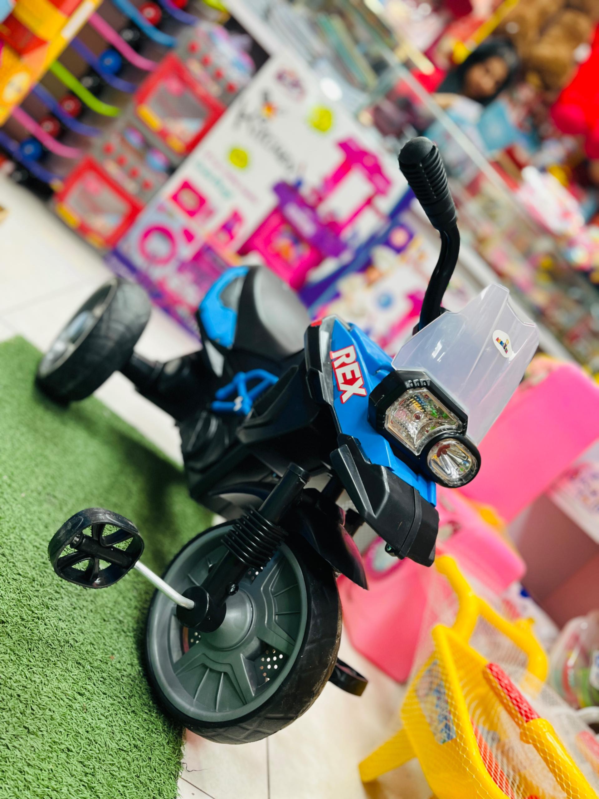 عکس آرت تویز