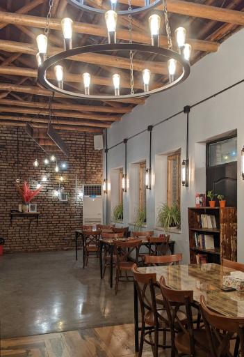 عکس کافه چهار باغ