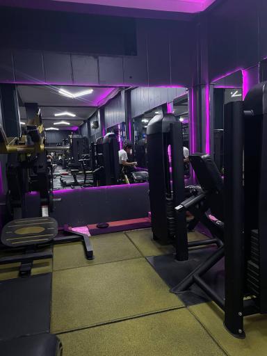 عکس باشگاه ورزشی اورانوس 