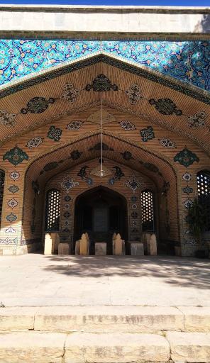 عکس آرامگاه شیخ روزبهان فسایی