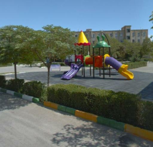 عکس زمین بازی کودکان
