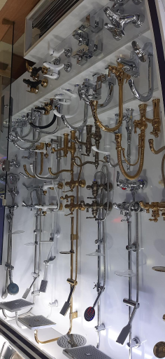 عکس فروشگاه هود، سینک، اجاق گاز و یراق کابینت اسپادانا