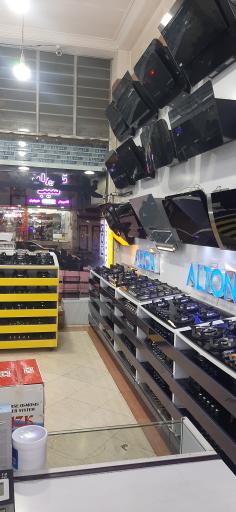 عکس فروشگاه هود، سینک، اجاق گاز و یراق کابینت اسپادانا