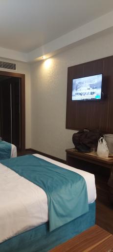 عکس هتل پارسیان انقلاب