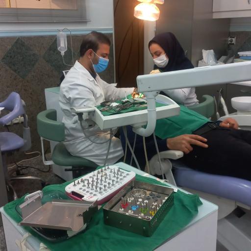 عکس دکتر فتحی متخصص دندان پزشکی