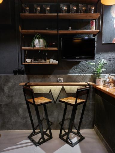 عکس کافه فیبوناچی