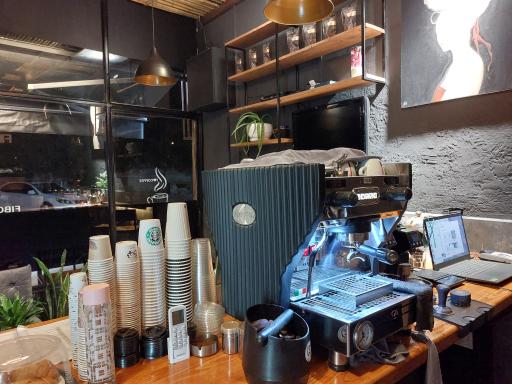 عکس کافه فیبوناچی